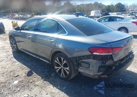 2021 Volkswagen Passat 2.0T Se z USA, uszkodzony, nr VIN 1VWSA7A30MC009161